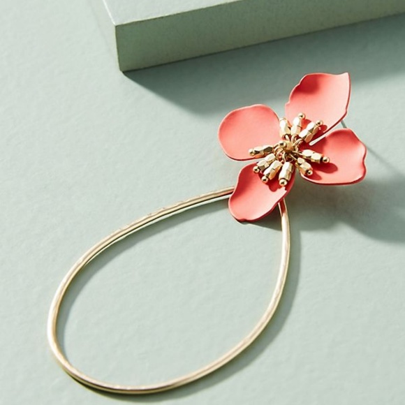 NEW Anthropologie Mireille Floral Earrings RED - Picture 2 of 3